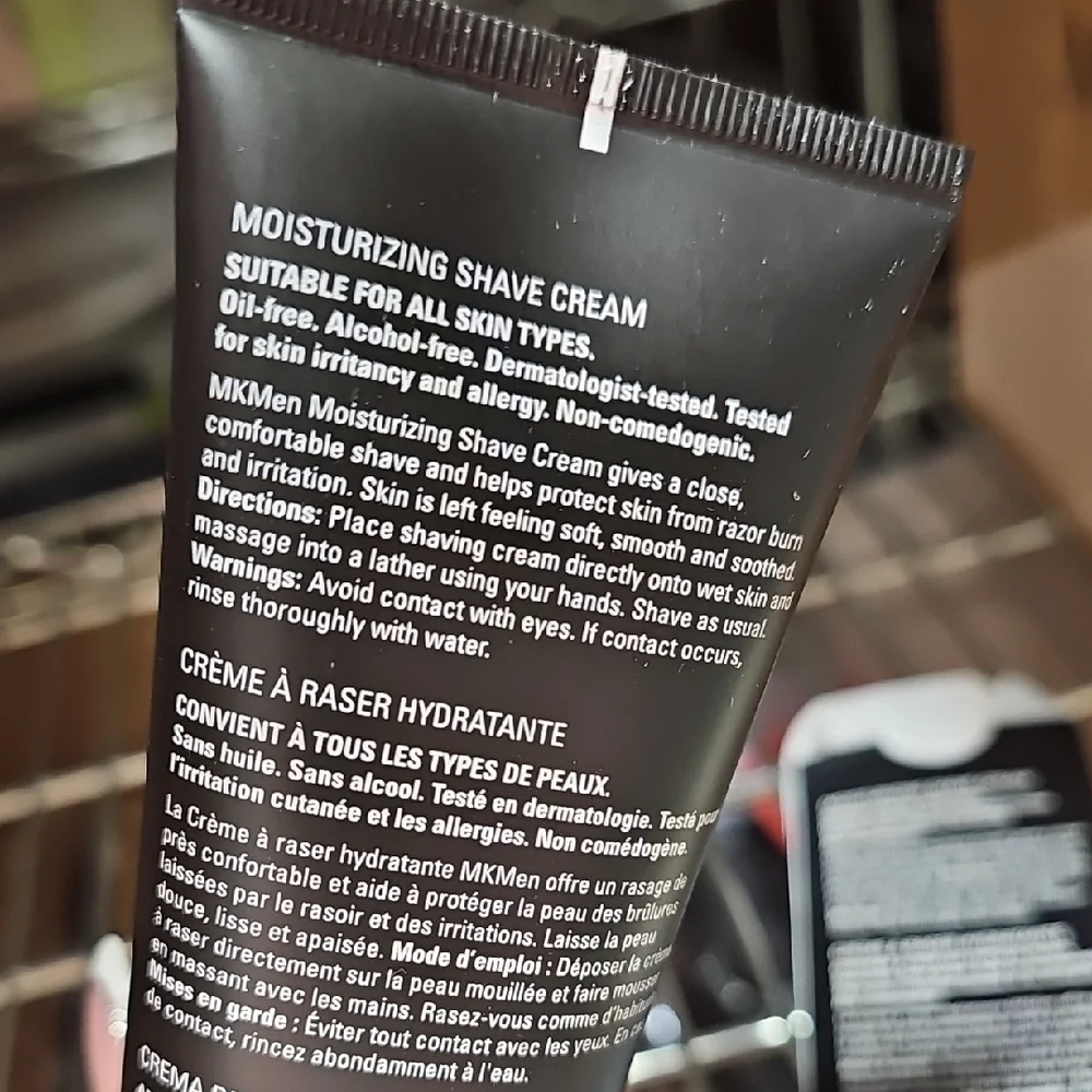 Mary Kay MK Men Moisturizing Shave Cream - Black